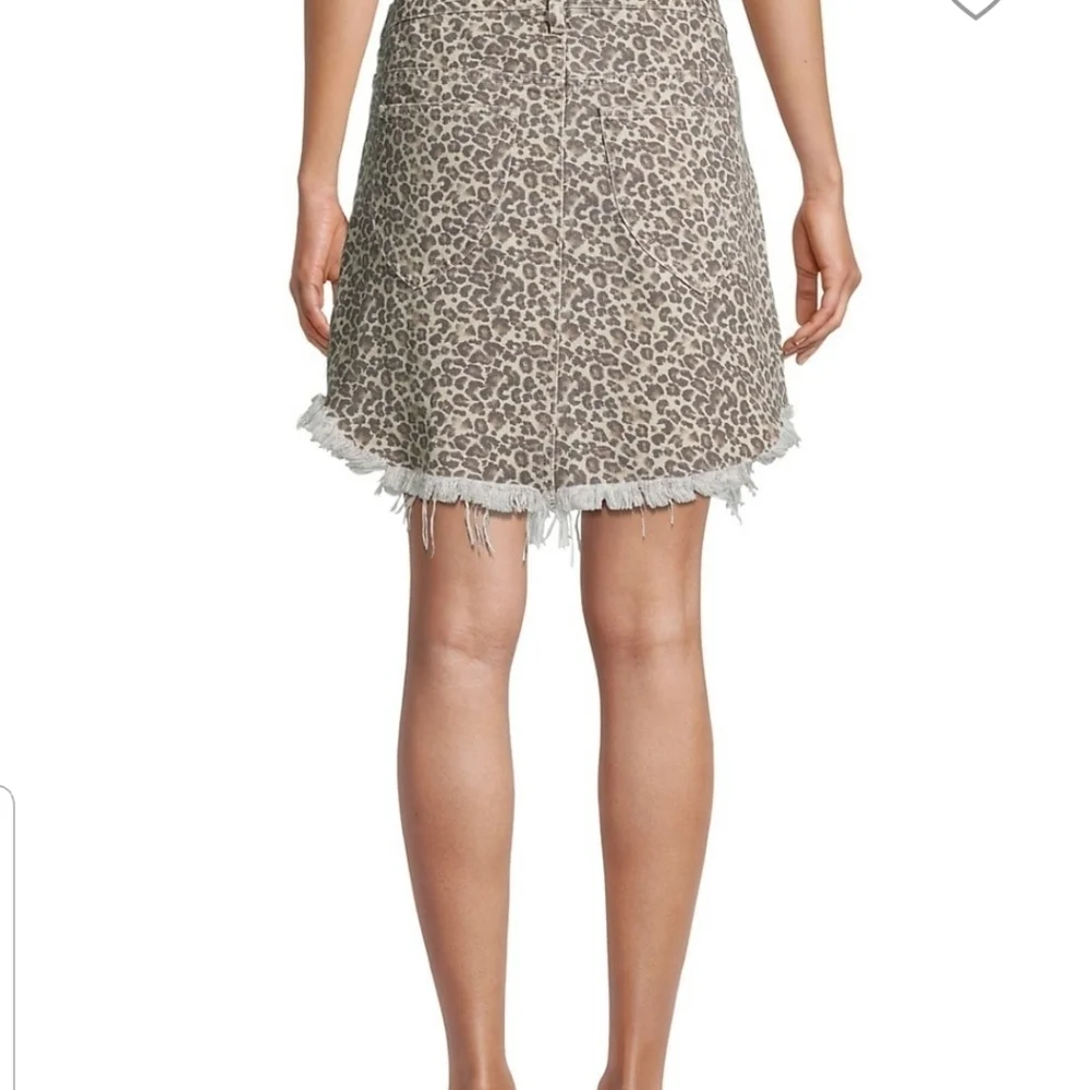 🌸 NEW Free People | Bailey Leopard‎ Print Denim Skirt 29